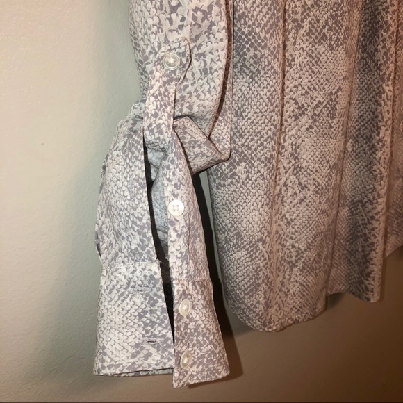 Joie Soft Anabella Snakeskin Top - Picture 6 of 7